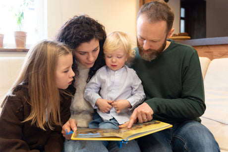 Comment les livres peuvent-ils nous aider à parler d’intimité aux enfants?