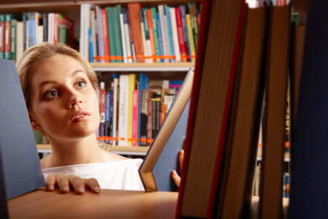 Comment choisir les bons livres pour nos enfants, dans un monde qui en publie toujours plus ?